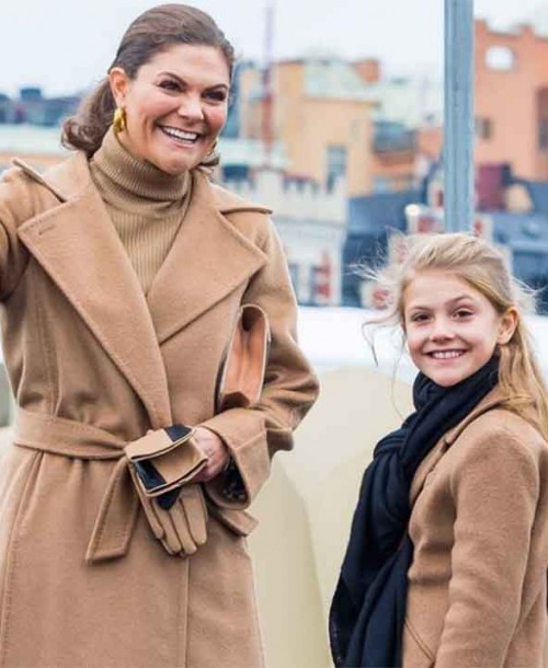 Victoria de Suecia y su hija Estela se visten a juego
