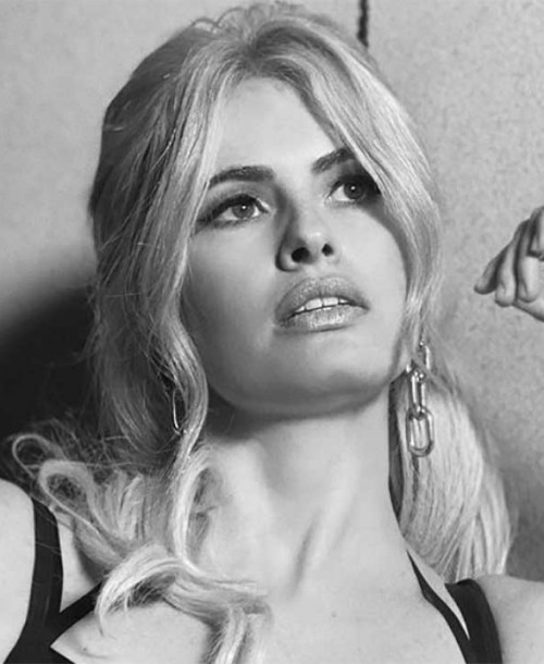 Adriana Abenia: «Tenía un bulto sospechoso en el pecho»