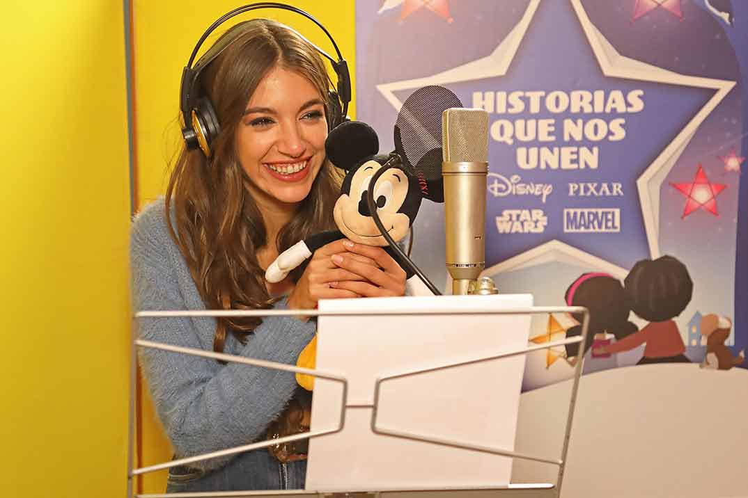 Ana Guerra pone voz a la primera campaña de Navidad de Disney