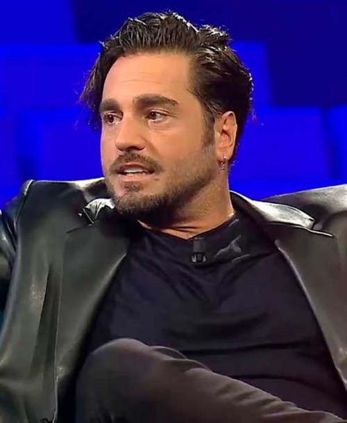 David Bustamante habla de su “mala relación” con la comida