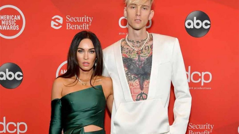 Megan Fox y Machine Gun Kelly hacen oficial su relación