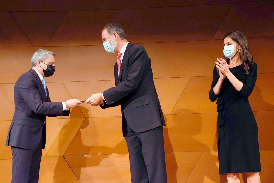 Reyes Felipe y Letizia - Premio Francisco Cerecedo © Casa S.M. El Rey