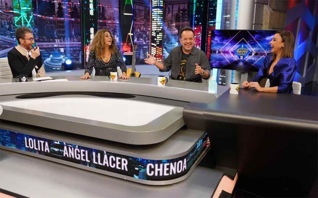 Pablo Motos, Lolita Flores, Ángel Llácer y Chenoa - El Hormiguero © Antena 3