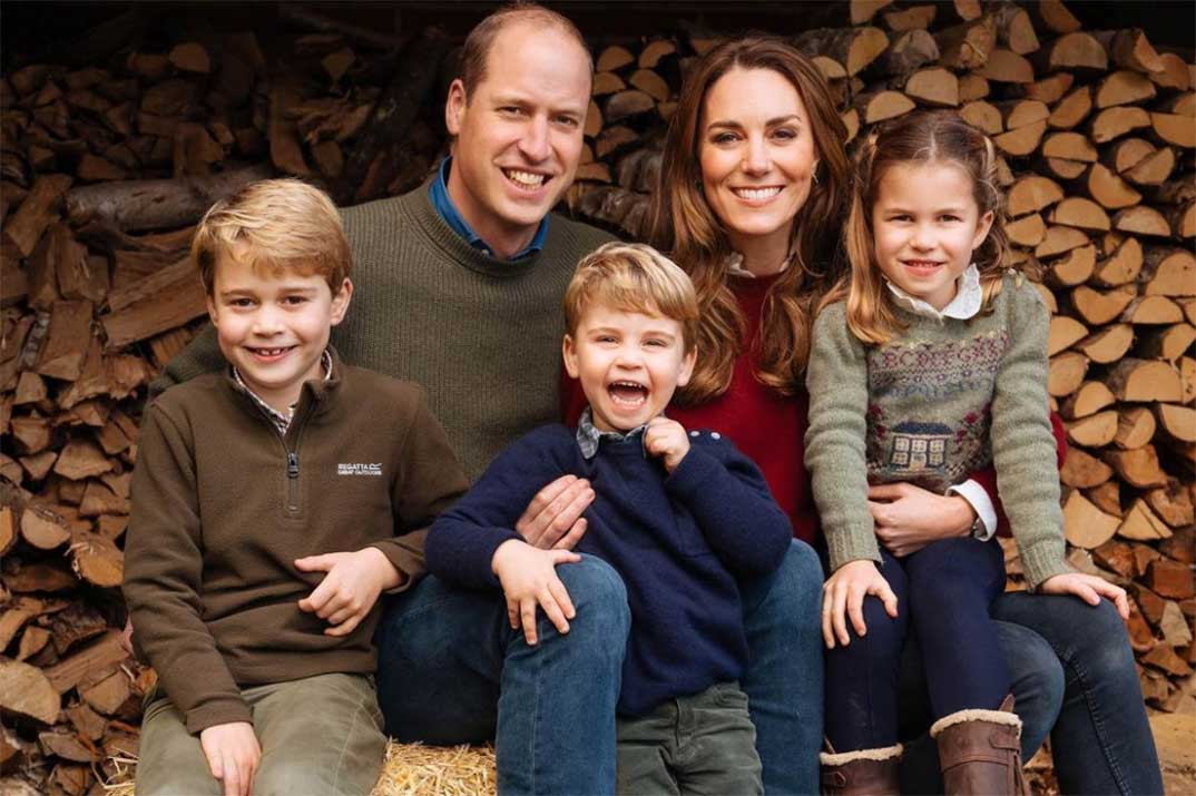 La simpática y entrañable felicitación navideña de los duques de Cambridge y sus hijos