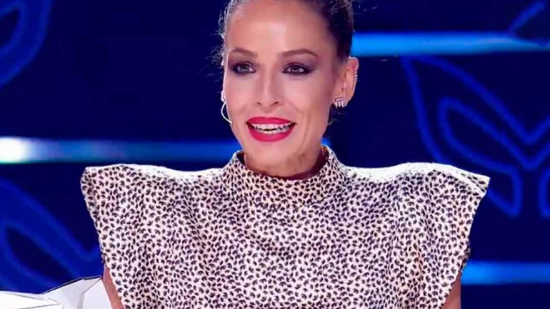 Eva González investigadora invitada en ‘Mask Singer’