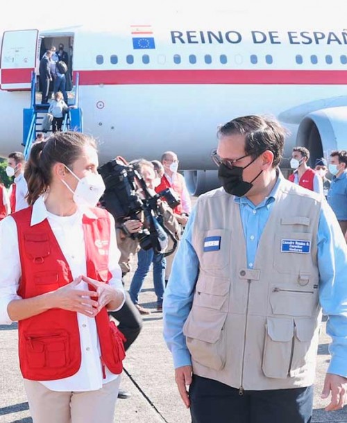 La reina Letizia comienza su viaje humanitario a Honduras