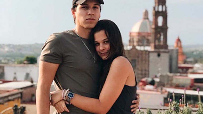 Manuela, hija de Alejandro Sanz, presume de novio