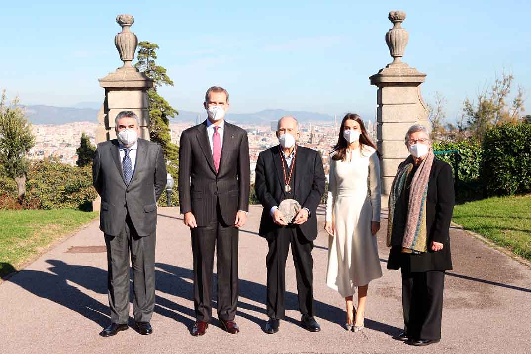 Reyes Felipe y Letizia - Premio Cervantes 2019 Joan Margarit © Casa S.M. El Rey