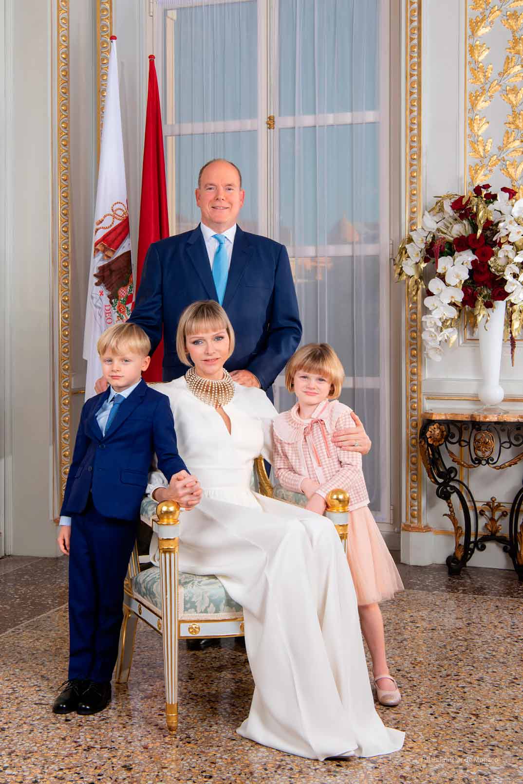 Alberto y Chalene de Mónaco con sus hijos Jacques y Gabriela @palaismonaco