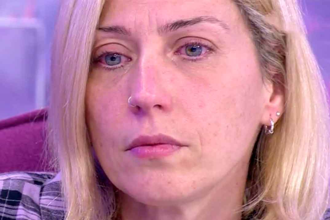 Fayna se emociona relatando el maltrato que ha sufrido: «He temido por mi vida»