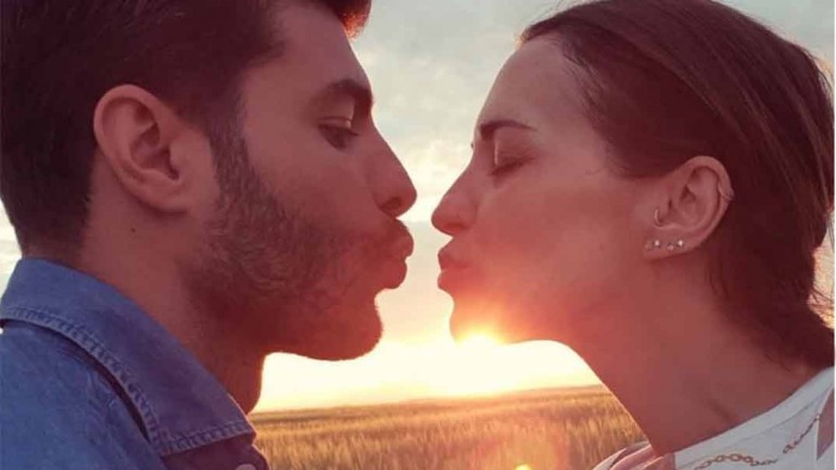 La romántica felicitación de Paula Echevarría a Miguel Torres
