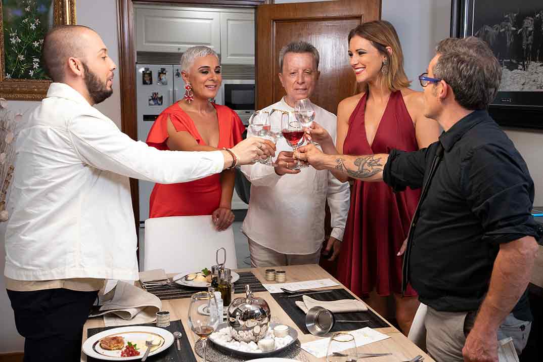 Jose Antonio Avilés, Ana María Aldón, José Ortega Cano, María Jesús Ruíz, Jorge Sanz - Ven a cenar conmigo. Gourmet Edition © Telecinco