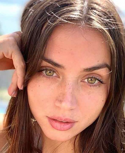 Ana de Armas cambia de look tras su ruptura con Ben Affleck