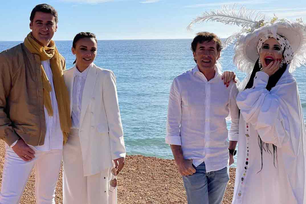 ‘Dos parejas y un destino’ viaja a Ibiza con Jesulín, Chenoa, La Terremoto y Pedro Delgado