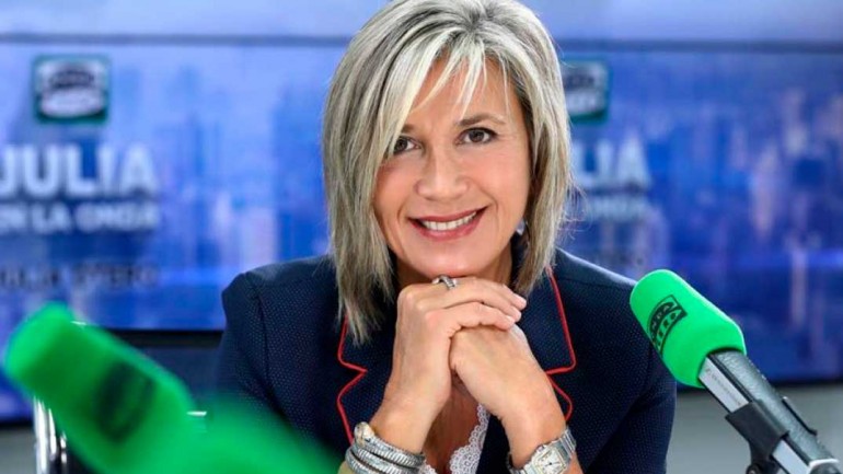 Julia Otero recibe el cariño de sus compañeros tras anunciar que tiene cáncer