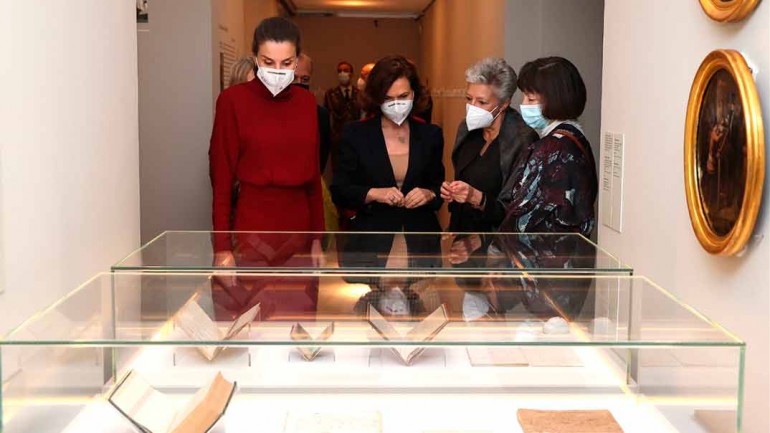 La reina Letizia estrena vestido de Massimo Dutti, en rebajas