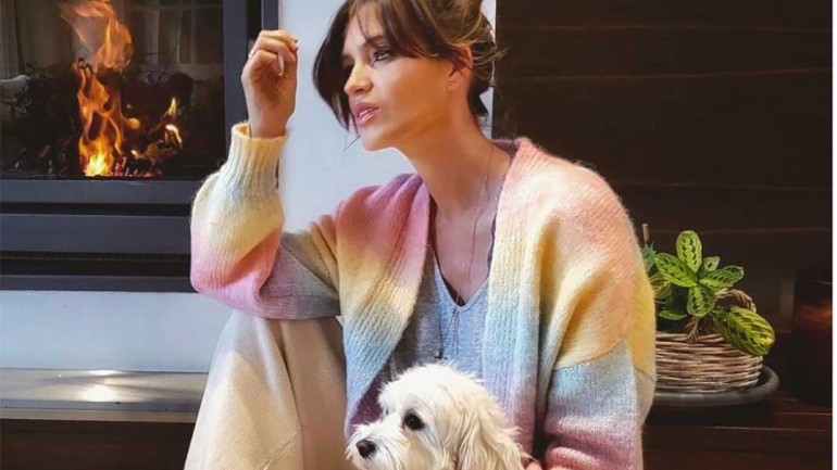 Sara Carbonero rompe a llorar al acordarse de sus hijos