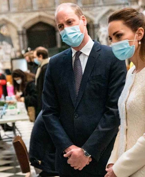 Los duques de Cambridge rememoran el día de su boda con una visita a la abadía de Westminster