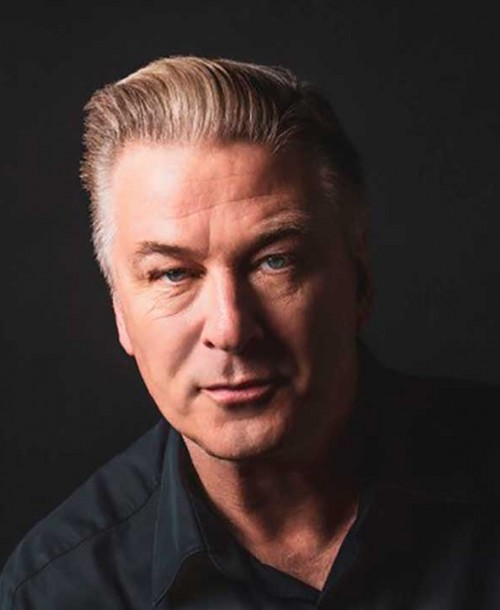 Alec Baldwin mata accidentalmente a una compañera de rodaje