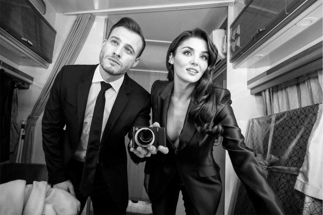 Kerem Bürsin y Hande Erçel - Love is in the air © Mediaset