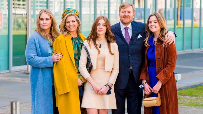 Las hijas de la reina Máxima le roban el protagonismo a su madre en el Día del Rey
