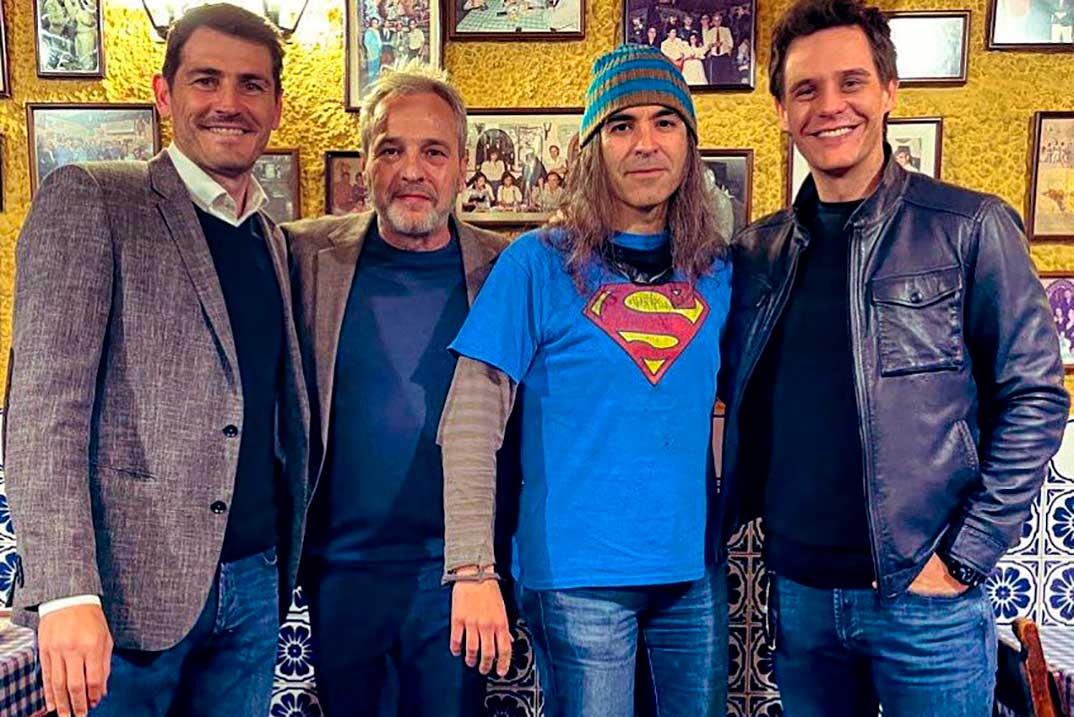 La foto viral de Iker Casillas con su sorprendente «pandilla de amigos»