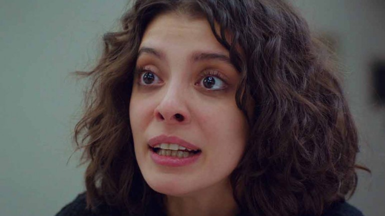 “Mi hija” Capítulo 16: Asu abandona a Öykü