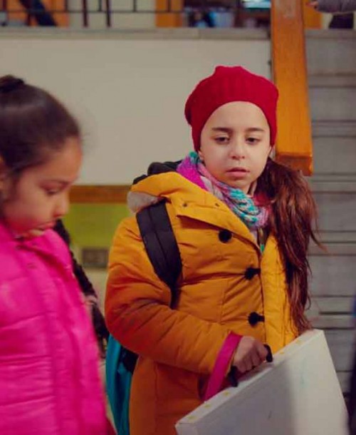 “Mi hija” Capítulo 20: Demir llama a Candan: no sabe dónde está Öykü