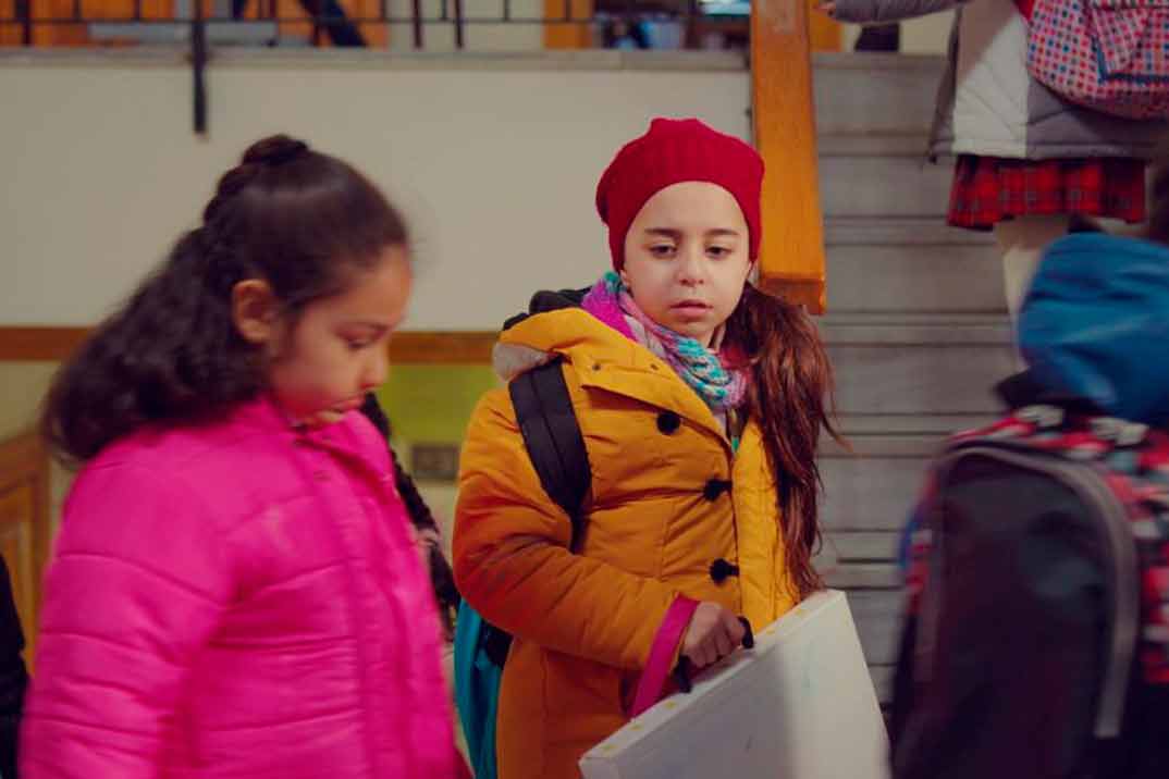 “Mi hija” Capítulo 20: Demir llama a Candan: no sabe dónde está Öykü