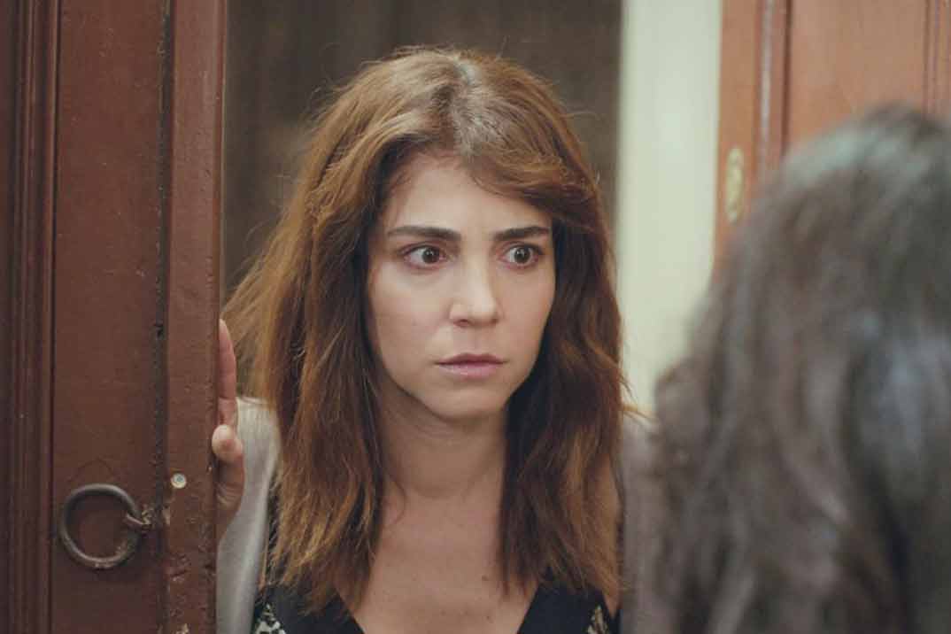 «Mujer» Capítulo 70: Ceyda arrastra a Bahar a la trampa de Bersan