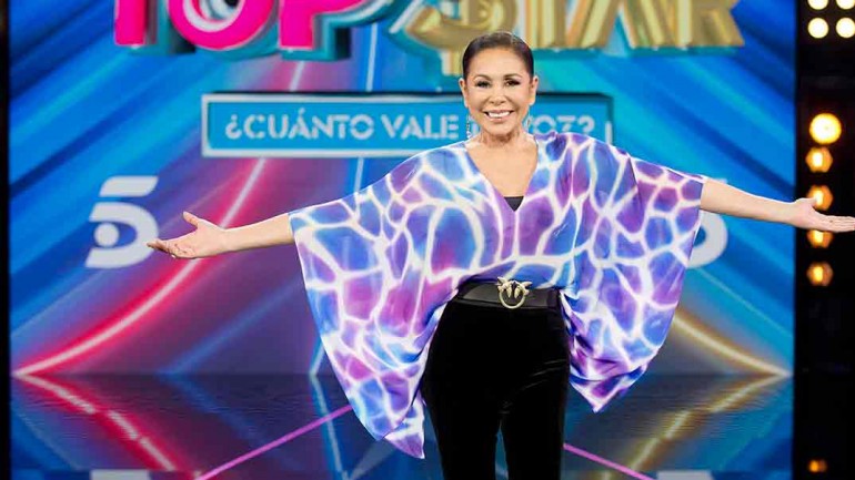 Isabel Pantoja sorprende con su nueva imagen en la presentación de ‘Top Star’