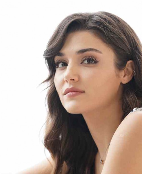 Hande Erçel, protagonista de ‘Love is in the air’: «Me gustaría trabajar con Miguel Ángel Silvestre»