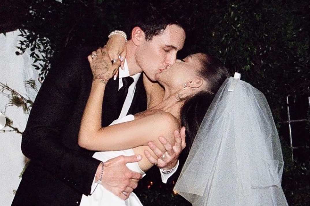 Así fue el vestido de novia Ariana Grande