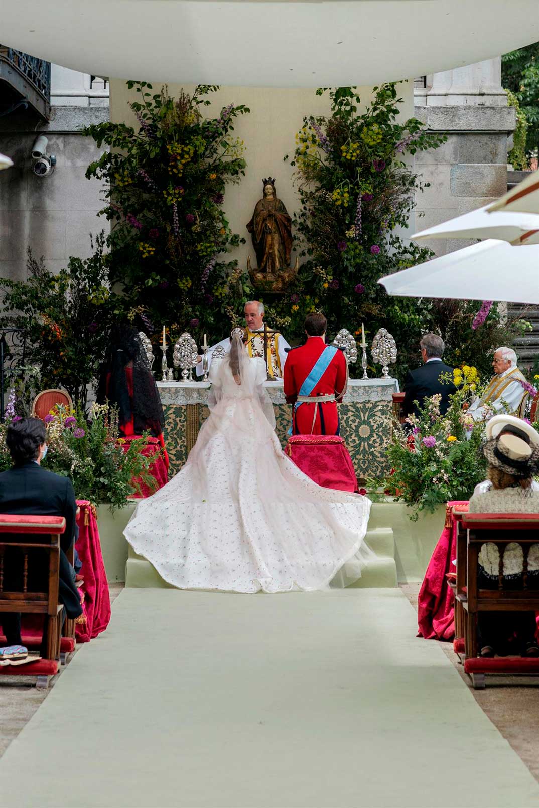 Boda Carlos Fitz-James Stuart y Belén Corsini © EFE/CASA DE ALBA/Alejandra Ortiz fotografía /POOL