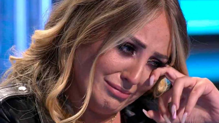 Rocío Flores rompe a llorar y abandona el plató de ‘Supervivientes’