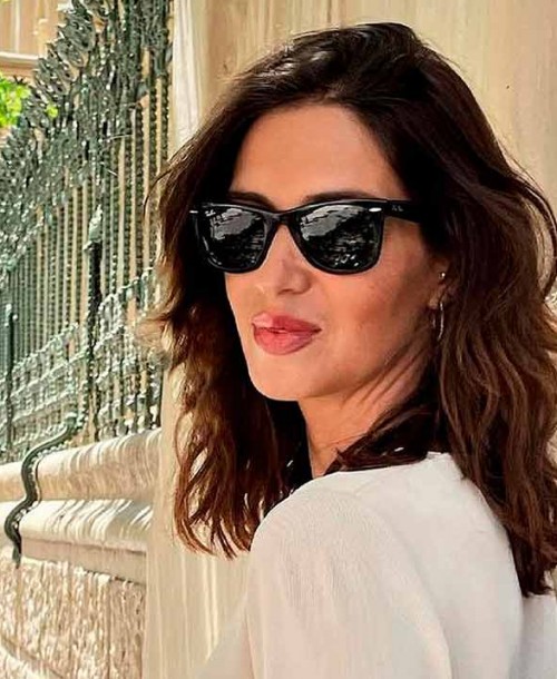 Sara Carbonero y su perfecto look primaveral para pasear por las calles de Madrid