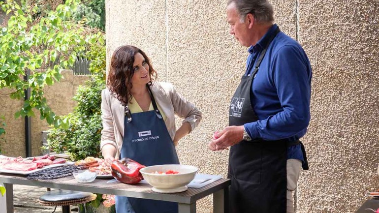 Isabel Díaz Ayuso protagoniza la nueva entrega de ‘Mi casa es la tuya’