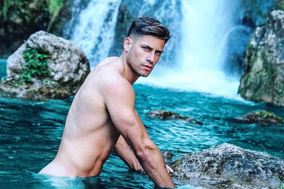 Albert Álvarez afirma que el reality ‘Supervivientes’ está guionizado: «Es supervivencia limitada»