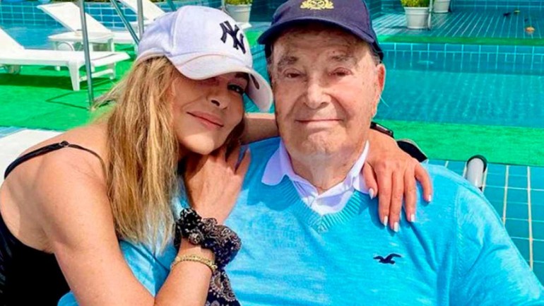 Ana Obregón, preocupada por la salud de su padre