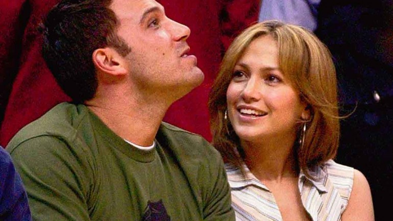 Jennifer Lopez y Ben Affleck… Las imágenes del beso que confirma su relación