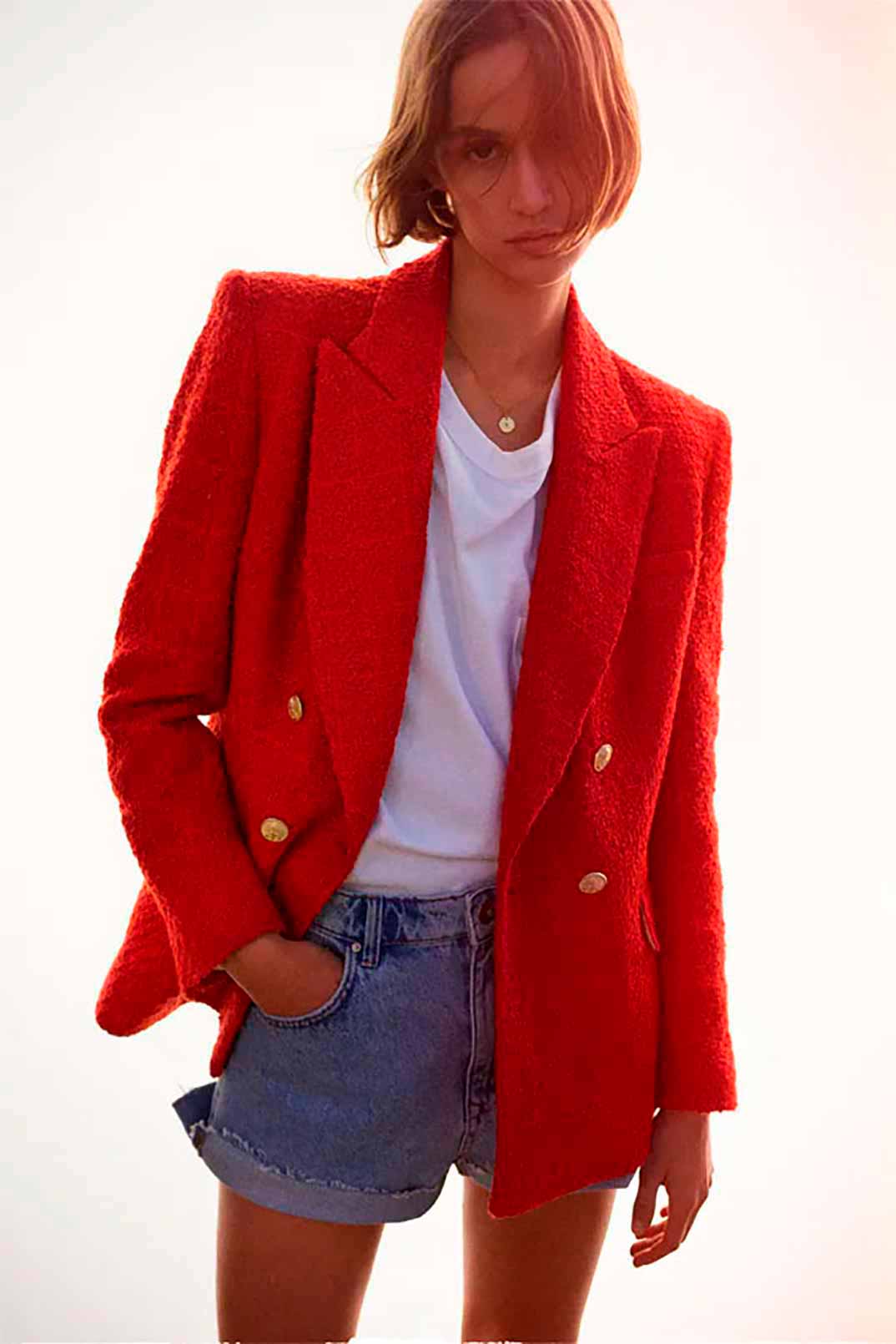 Blazer roja de Zara 