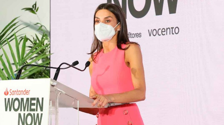 La reina Letizia se suma al dolor por el asesinato de las menores de Tenerife