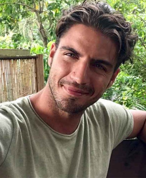 El desnudo integral de Maxi Iglesias del que todo el mundo habla