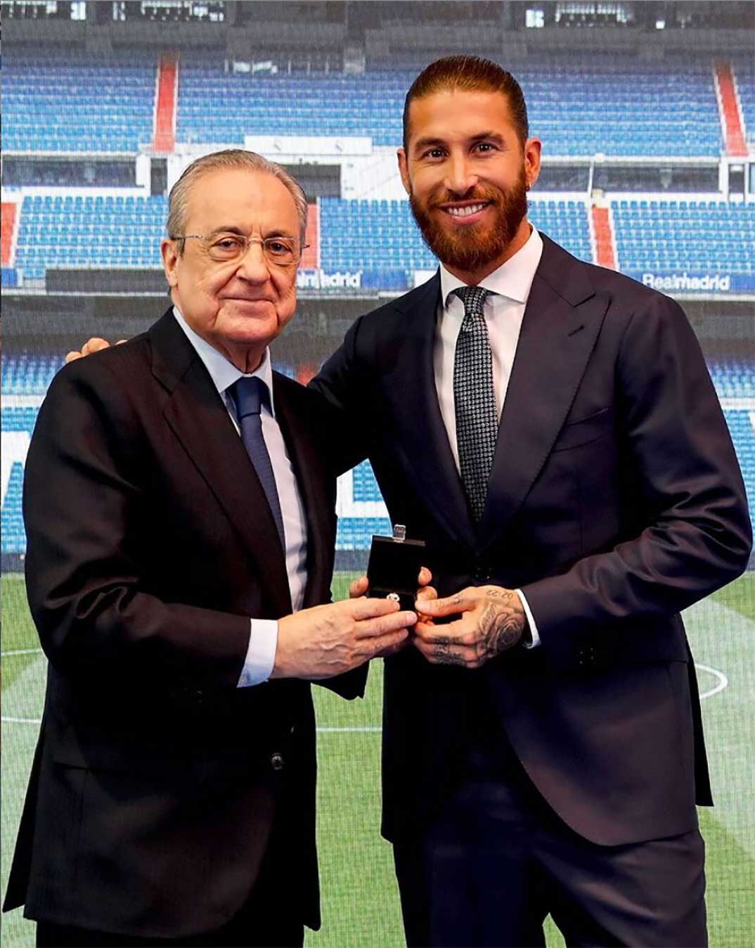 Sergio Ramos y Florentino Pérez © Redes Sociales