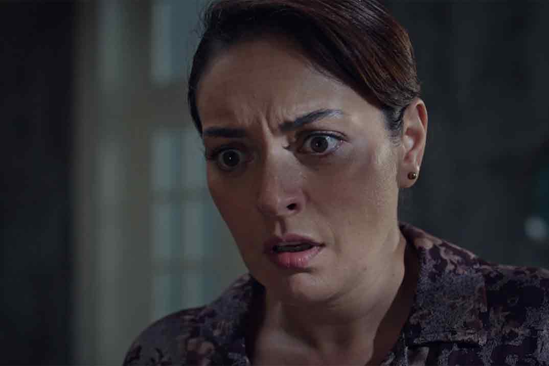 ‘Inocentes’ Capítulo 3: Safiye descubre a Han e Inci durmiendo juntos