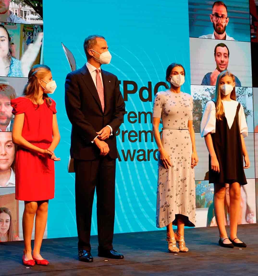Reyes Felipe y Letizia con la Princesa Leonor e Infanta Sofía - Premios Princesa Girona © Casa Real SM El Rey