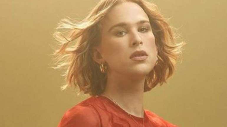 Tommy Dorfman, ‘Por 13 razones’, revela que es trans