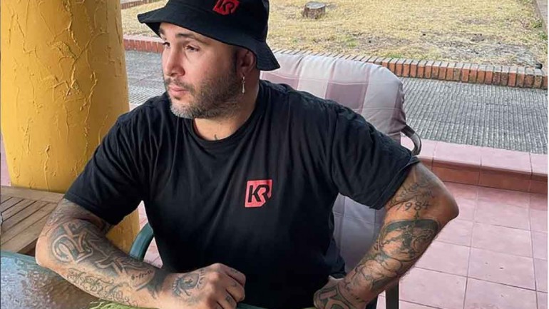 Kiko Rivera felicita a Isabel Pantoja como cantante: «Como madre ya es otra cosa»
