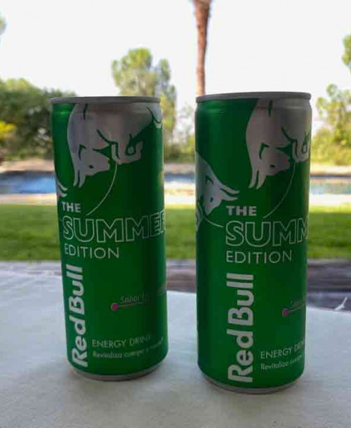 Disfruta del verano con el nuevo lanzamiento de Red Bull: The Summer Edition sabor Fruta del dragón