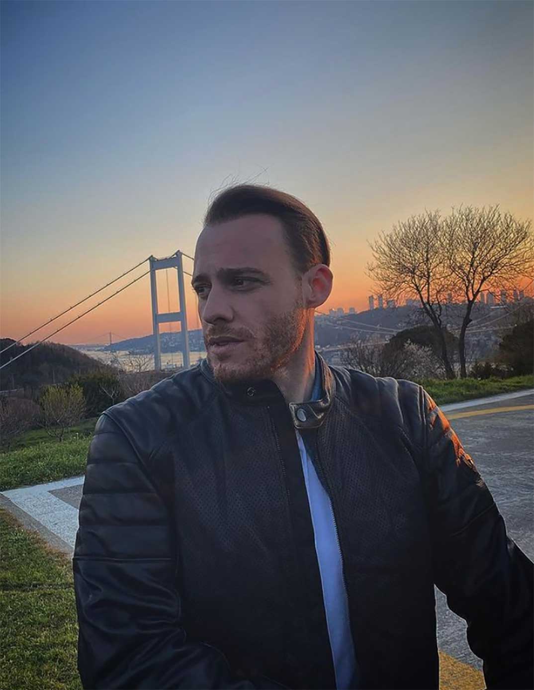 Kerem Bürsin © Instagram